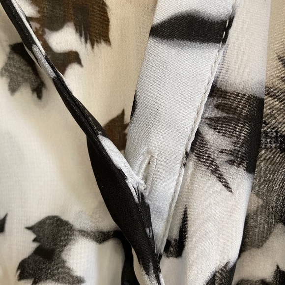 Nicole Blouse - Picture 4 of 7